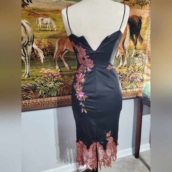 EUC MANDALAY BLACK PINK EMBROIDERED COCKTAIL DRESS 6 - Picture 3 of 5